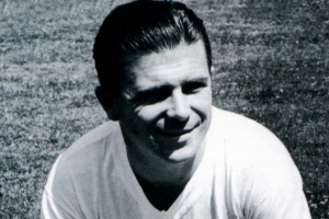 普斯卡什逝世19周年，皇马官网发文缅怀：队史最伟大的射手之一