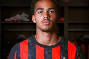 斯基拉：米兰中卫奥多古可能冬窗外租离队，以获得更多比赛时间