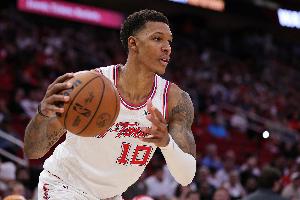 明天火箭VS骑士：小贾巴里·史密斯因膝伤出战成疑