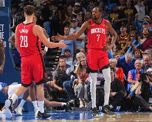 马龙：申京展现出了“幼年约基奇“的潜力 火箭攻防俱佳形势大好