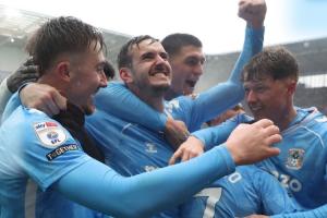 神奇逆转！考文垂让2追3逆转10人西布朗，兰帕德带队8分领跑英冠