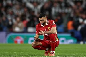 索内斯：萨拉赫过去七年都是关键先生，本赛季踢球的好像是他兄弟