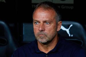 噩梦难度！欧冠上半场遭遇乌龙+红牌，巴萨是欧冠历史第3队