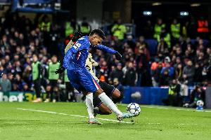 埃斯特旺谈亚马尔：他是今年金球奖第二名，所以一切无须多言