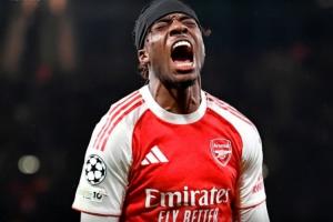 硬碰硬拿下阿森纳欧冠5轮全胜，终结拜仁欧冠全胜+赛季不败