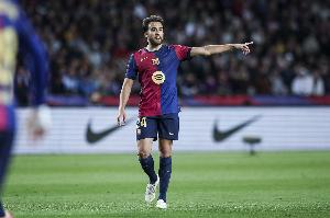 记者：巴萨和24岁后卫加西亚就续约达成一致，只差官宣