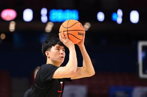 离比赛还不到1小时！媒体人：韩国男篮遇到堵车 还没到达比赛场馆