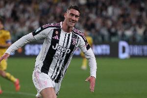 意天空预测本轮意甲尤文首发：库普梅纳斯仍踢后卫，DV9重返首发