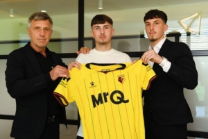 邮报：水晶宫和富勒姆正在关注沃特福德20岁新星罗科·瓦塔