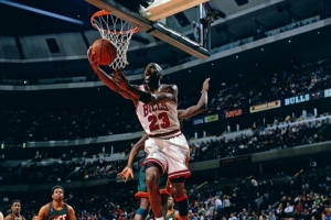 皮尔斯&铁林：乔丹的技能包不如SGA&科比 乔丹不需要技巧也能得分