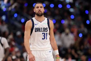 近期复苏！克莱10中5得15分5板1助 三分5中3