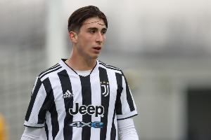 米体：斯帕莱蒂看好米雷蒂踢组织中场，尤文冬季转会期不会出售他