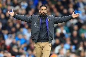 TA赛评：阿莫林的替补和主力差距太大，达洛特下场后球队陷入混乱