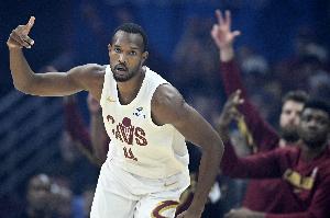 骑士内线爆砍80分创自96-97赛季以来队史新高 此前纪录为78分