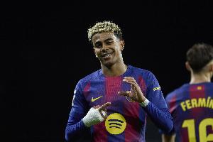 61次！亚马尔成功过人数位居5大联赛所有球员之首，第2库杜斯45次