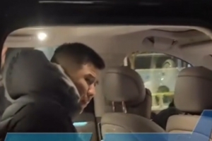 记者：王刚伤势比想象中要好，侯森缝了20多针