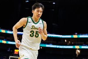 打得不错！NCAA常规赛-王俊杰替补出场22分钟 9投4中得到9分3板