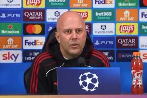 斯洛特：我不觉得和萨拉赫的关系破裂了，他一向对球队成员很尊重