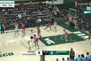 徐静雨：东契奇41分力压字母哥，走上罚球线成本远低于字母哥！