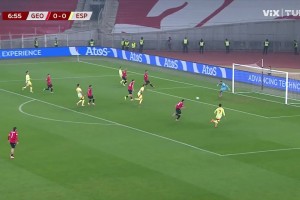 格鲁吉亚禁区内手球送点！奥亚萨瓦尔主罚命中！