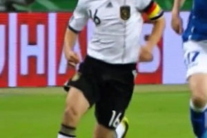 又帅有型还优雅！拜仁球迷：这样的奥利塞，谁看了不迷糊啊！