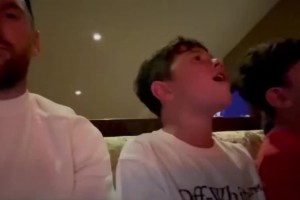 带娃看演唱会的梅西