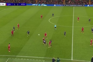 利物浦1-3落后埃因霍温！科纳特失误，德里欧补射破门