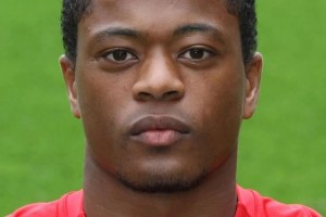 招牌攻击区域！名场面：赖斯兜射死角滑跪庆祝！气场太强大了！