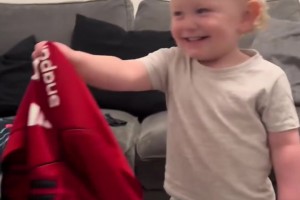 排面！两位国米旧将与普约尔共同颁发本赛季南美解放者杯冠军奖杯