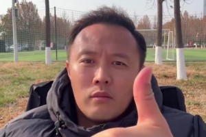 若青春是本关于CR7的书，虽然快完结了，但翻到哪一页都足够精彩