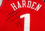 塔图姆晒哈登亲签球衣：致我的兄弟世界上最佳球员之一