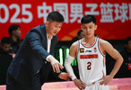 中国男篮又输了！杜锋直言三败因，郭士强战术失灵，建议徐杰归队